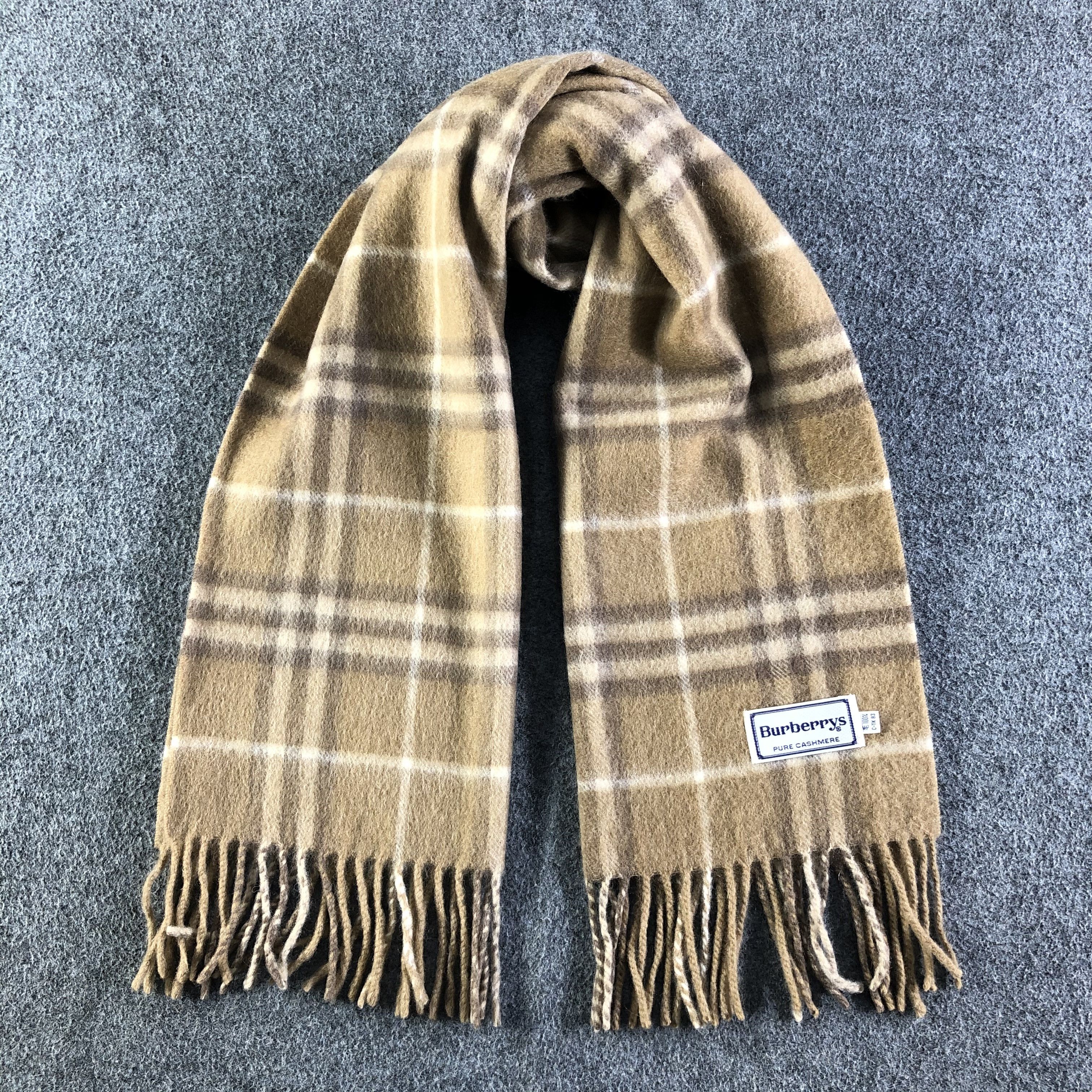 Burberry Burberrys Pure Cashmere Scarf / Muffler / Neckwear P312 Size ONE SIZE - 1 Thumbnail
