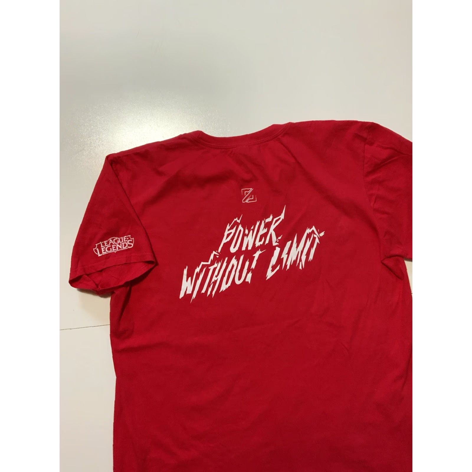 Anvil VINTAGE League Of Legends PAX East Exclusive Mid Lane Main Power Without Limit Gaming Graphic T-Shirt Sz. L Men Red Size US L / EU 52-54 / 3 - 4 Thumbnail