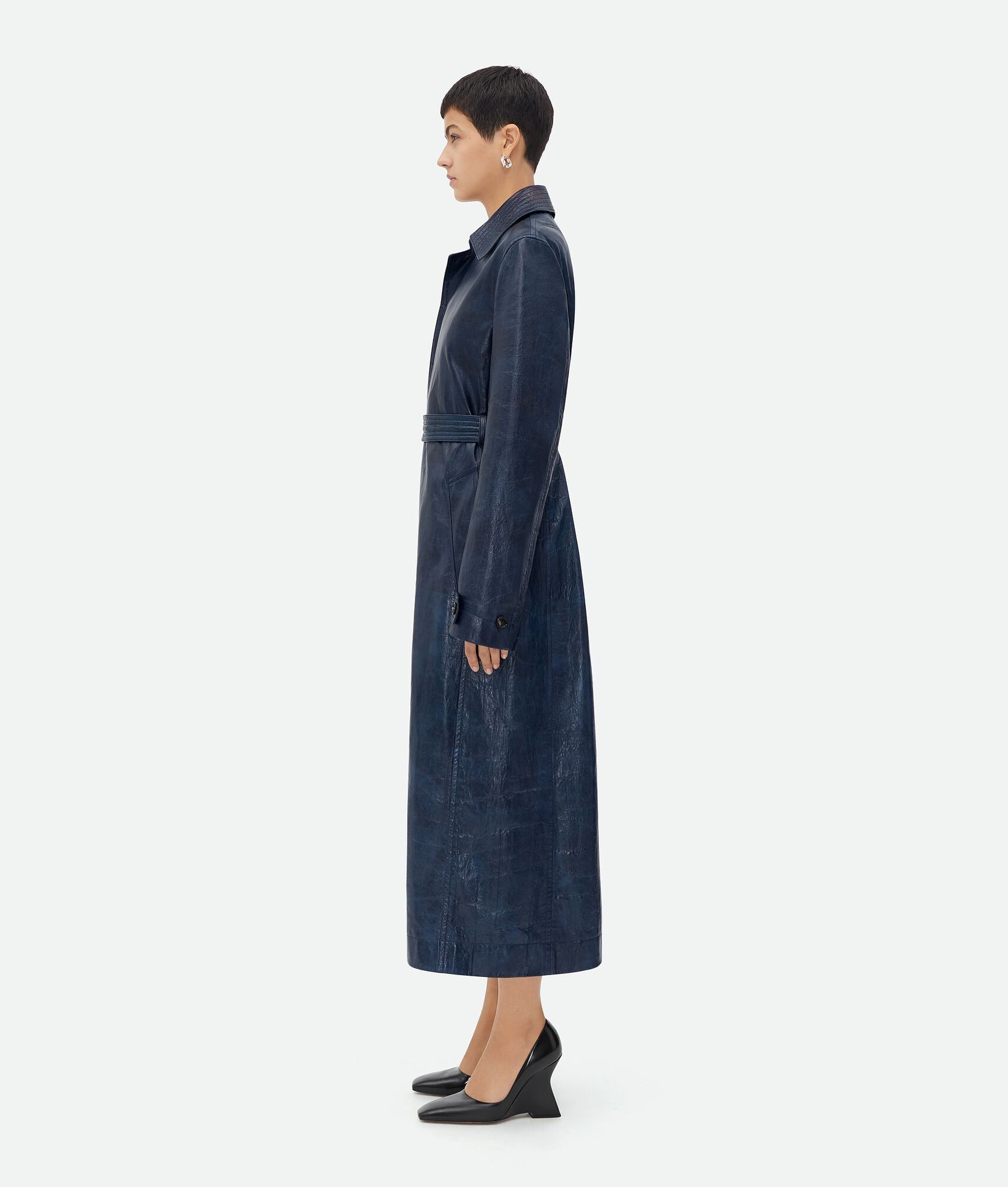 Bottega Veneta o1n1vont0425 Embossed Leather Coat in Mistral Size XS / US 0-2 / IT 36-38 - 2 Thumbnail