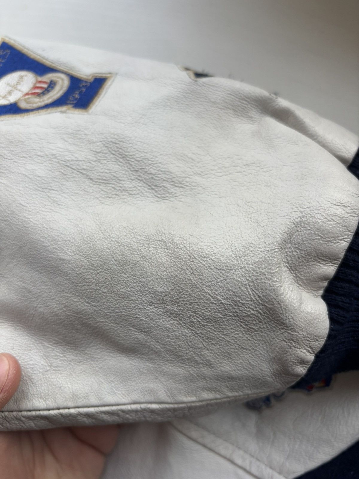 MLB × New York Yankees × Vintage VINTAGE NEW YORK YANKEES WORLD SERIES WOOL/LEATHER JACKET Size US M / EU 48-50 / 2 - 16 Thumbnail