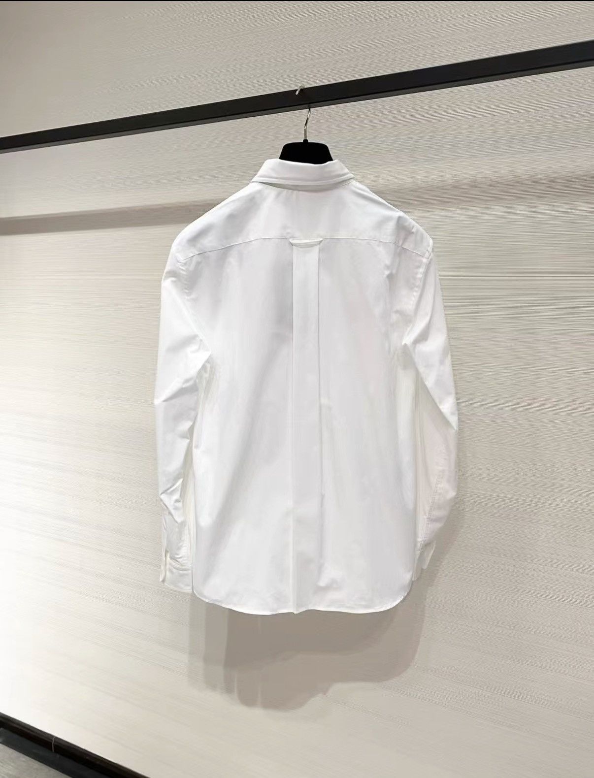 Miu Miu Miu Miu Classic White Long Sleeve Shirt J33 Size XS / US 0-2 / IT 36-38 - 2 Thumbnail