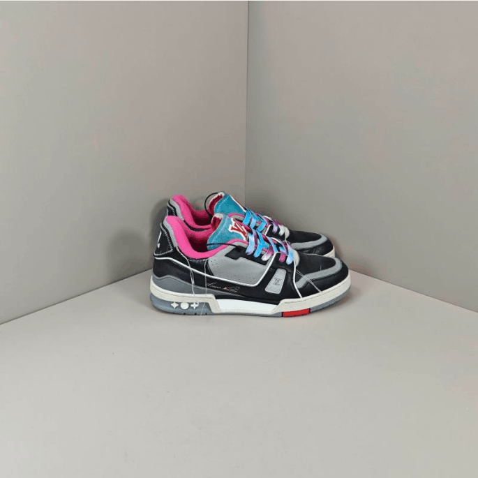 Louis Vuitton Louis Vuitton low-top sneakers 41.5 Size US 8.5 / EU 41-42 - 2 Thumbnail