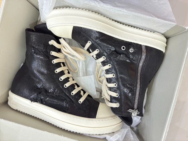 Rick Owens Rick Owens High-Top Sneakers with Distressed Style Size US 9 / EU 42 - 1 Thumbnail