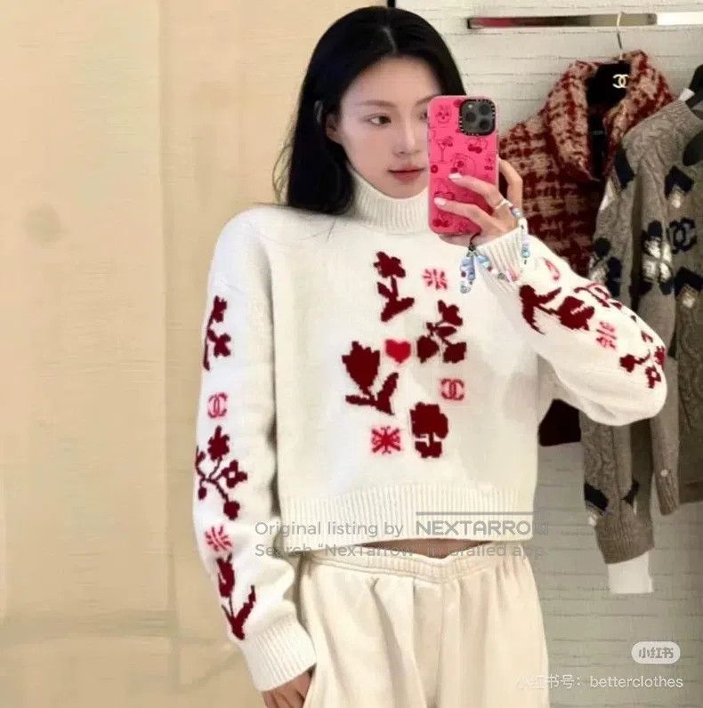 Chanel Chanel Ski Series White Flower Turtleneck Cashmere Sweater Size XS / US 0-2 / IT 36-38 - 7 Thumbnail