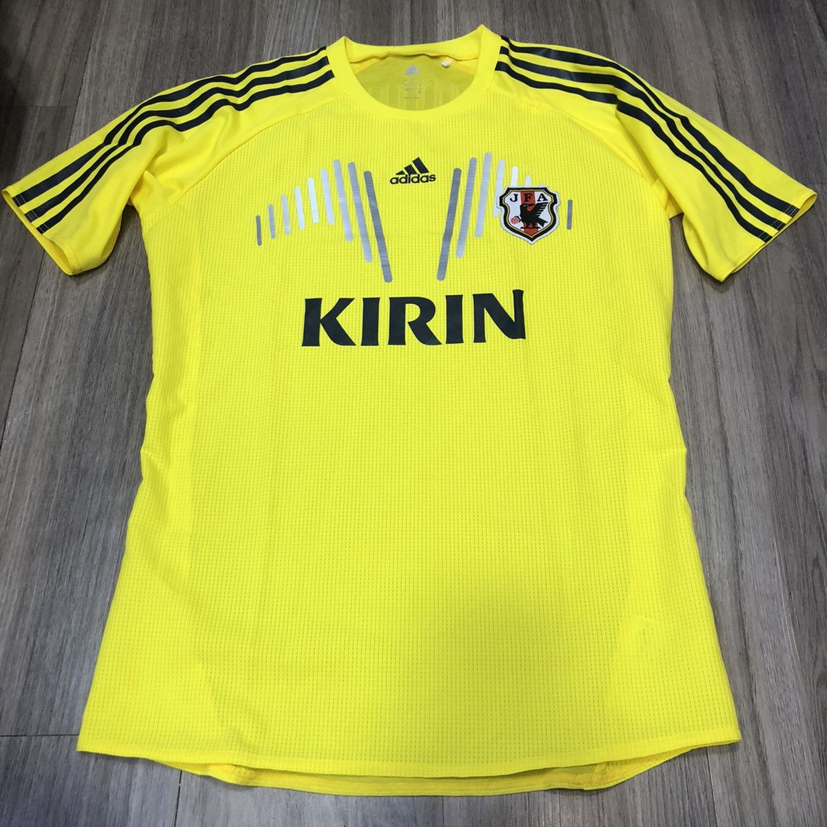 Adidas × Japanese Brand Japan 12/13 formotion training shirt Size US L / EU 52-54 / 3 - 1 Thumbnail