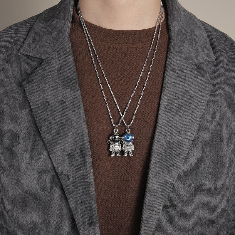 Other Astronaut Cat Rare STEAL! Y2K Chains Necklace Chain Size ONE SIZE - 5 Thumbnail