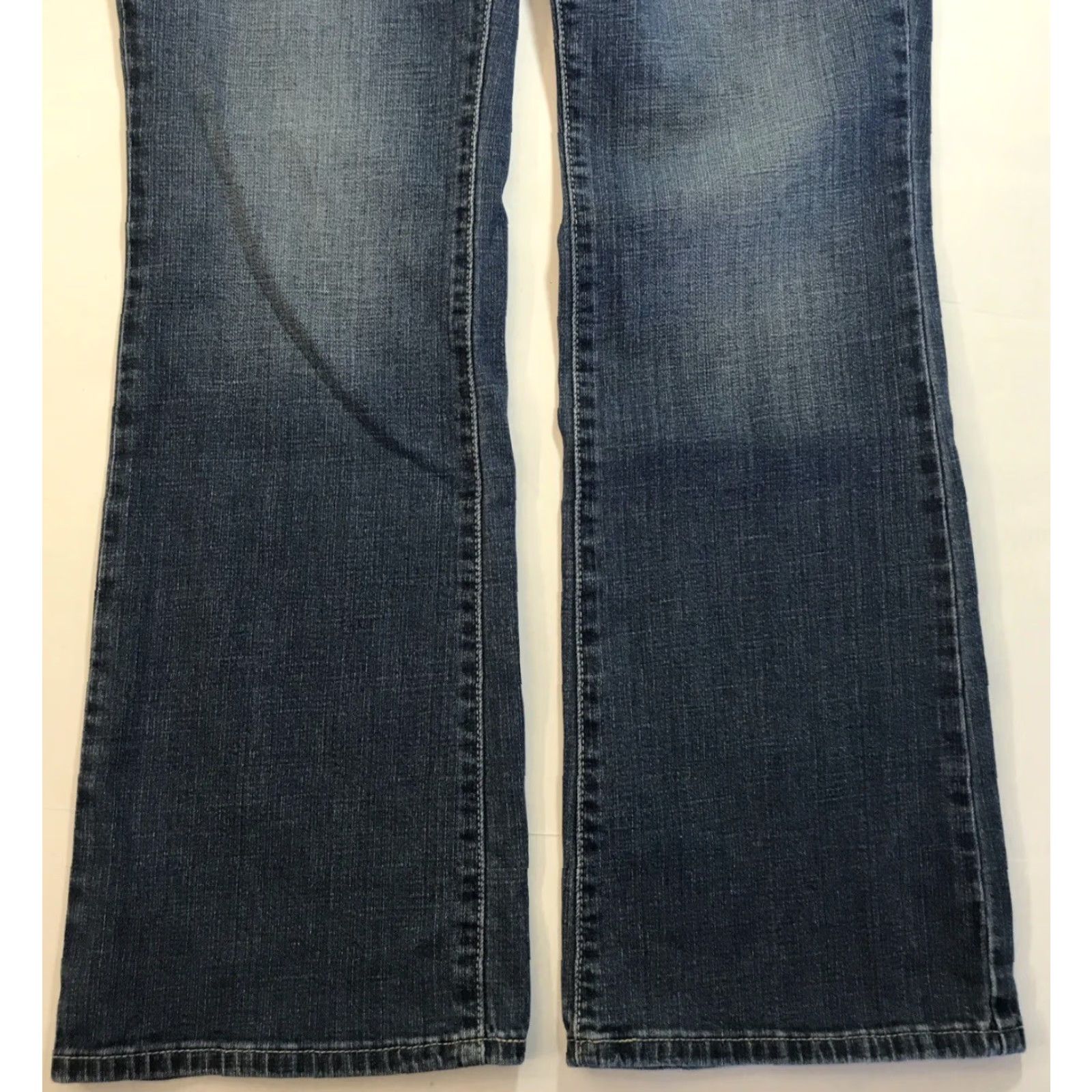 Levi's LEVI'S 515 Bootcut Jeans Denim Women 10 Regular 30W x 32L Stretch Medium Wash Blue Size 32" / US 10 / IT 46 - 3 Thumbnail