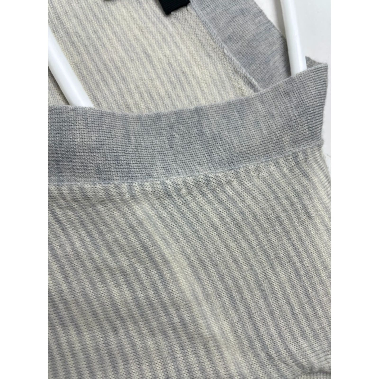 J.Crew VINTAGE J.CREW Cardigan Sweater Women's XS Striped Cream Gray Button Front Pockets Size XS / US 0-2 / IT 36-38 - 5 Thumbnail