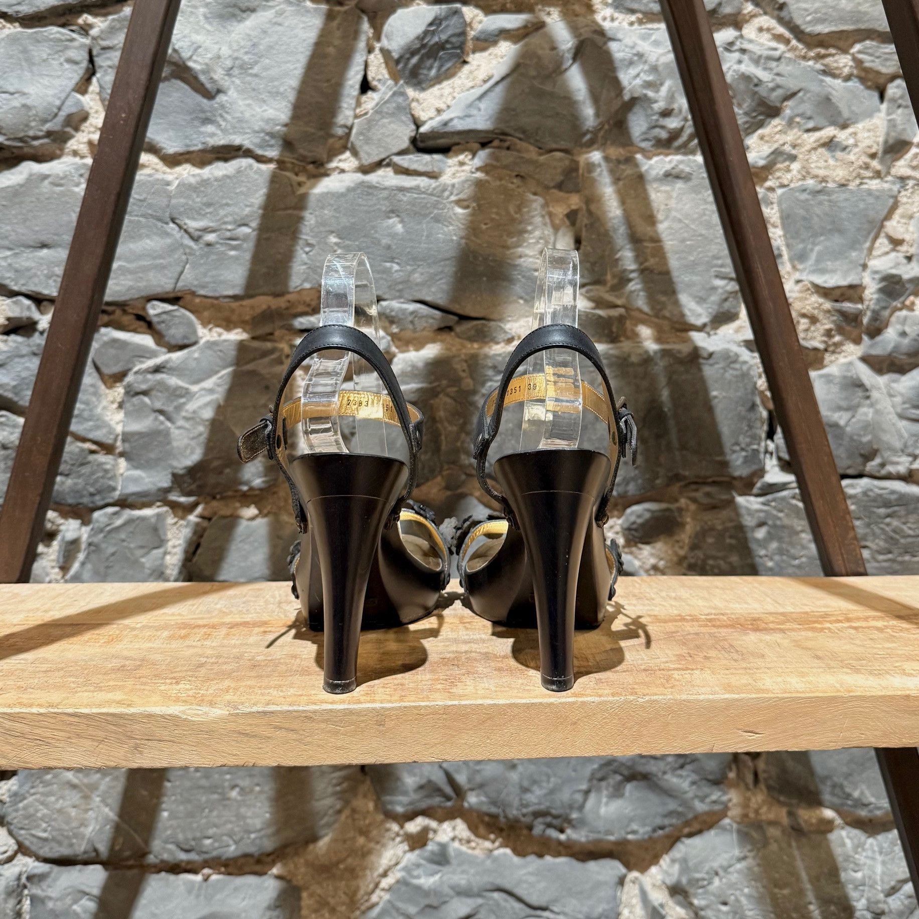 Dolce & Gabbana Dolce & Gabbana Vintage Wood Brown Leather Flower Sandals Size US 9 / IT 39 - 5 Thumbnail