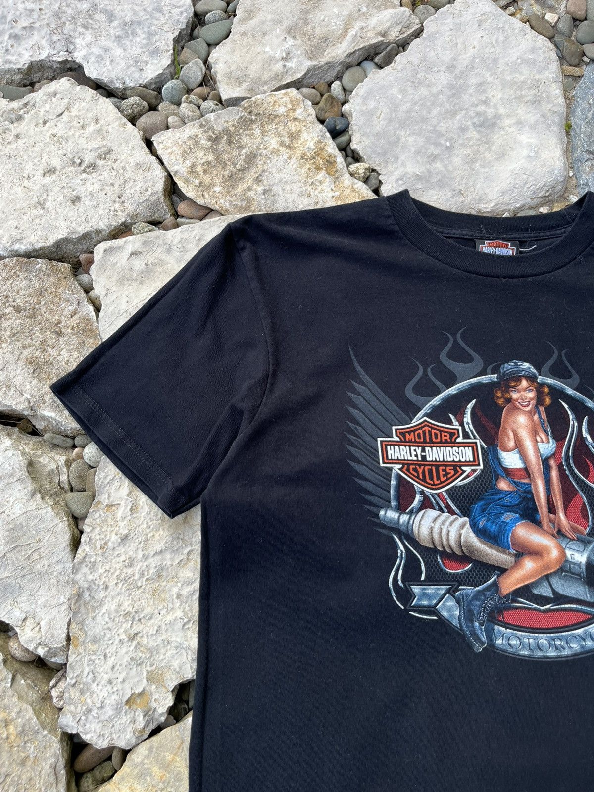 Harley Davidson × Vintage Vintage Harley-Davidson Luxembourg girl lady spark plug tee Size US L / EU 52-54 / 3 - 5 Thumbnail