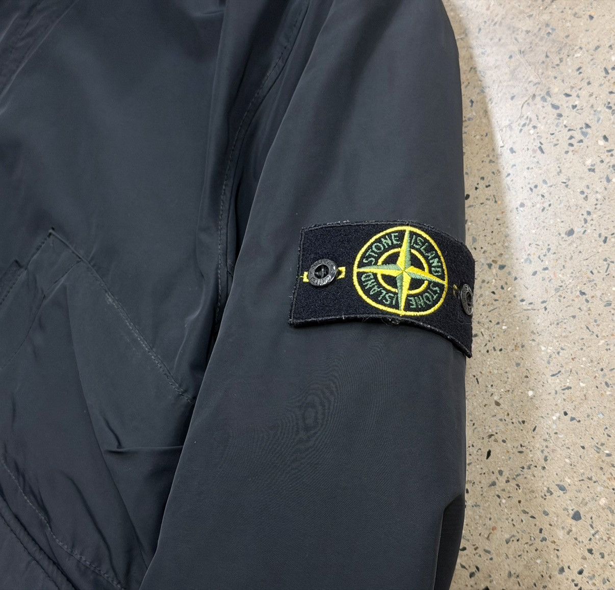 Stone Island Stone Island Micro Reps Short Parka，size XL Black Size US XL / EU 56 / 4 - 7 Thumbnail