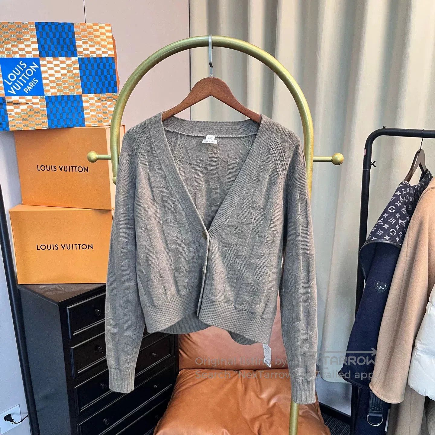 Hermes 25SS Gray Patterned Cardigan.
