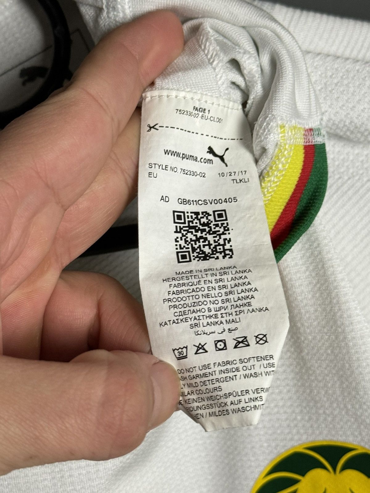 Puma Cameroon 18/19 Away Player Issue Football Soccer Jersey Size US L / EU 52-54 / 3 - 10 Thumbnail