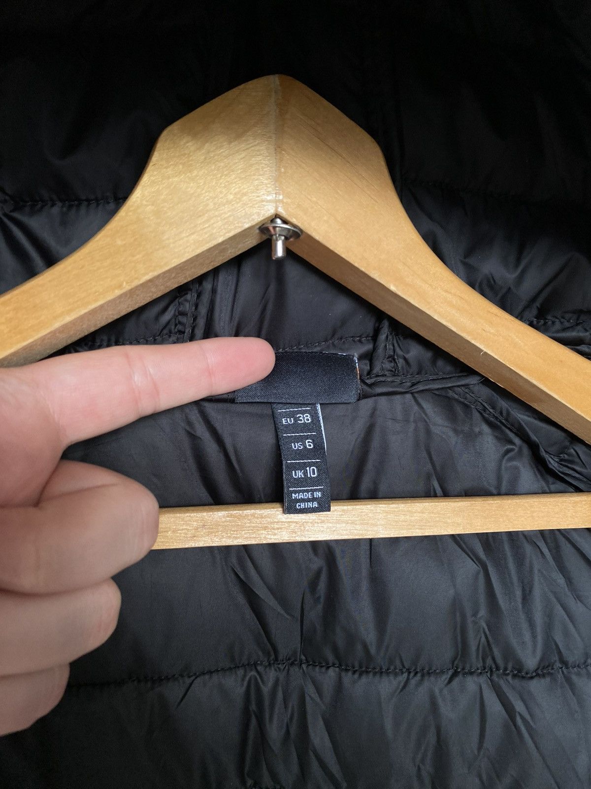 Ellesse Ellesse Lightweight Hooded Puffer Jacket Women’s Black SizeS Size S / US 4 / IT 40 - 6 Thumbnail