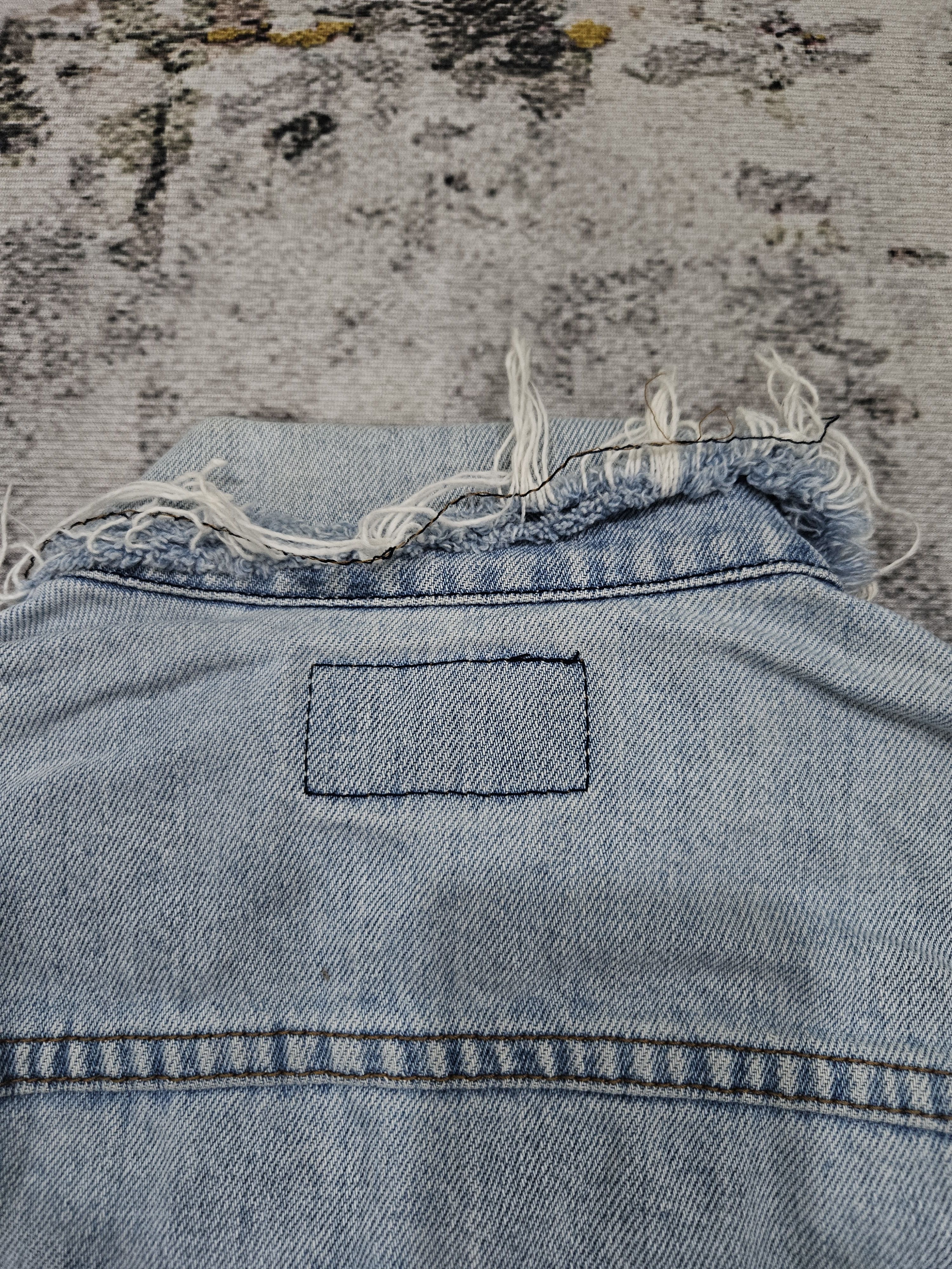 Levi's Vintage Style Levis Light Denim Trucker Jacket - Classic Fit Size US S / EU 44-46 / 1 - 12 Thumbnail