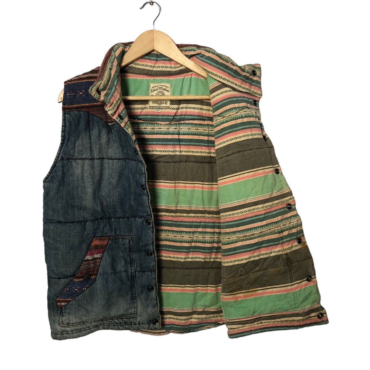 Japanese Brand Vintage Local Motion Hawaii Button Ups Denim Vest Size US L / EU 52-54 / 3 - 4 Thumbnail