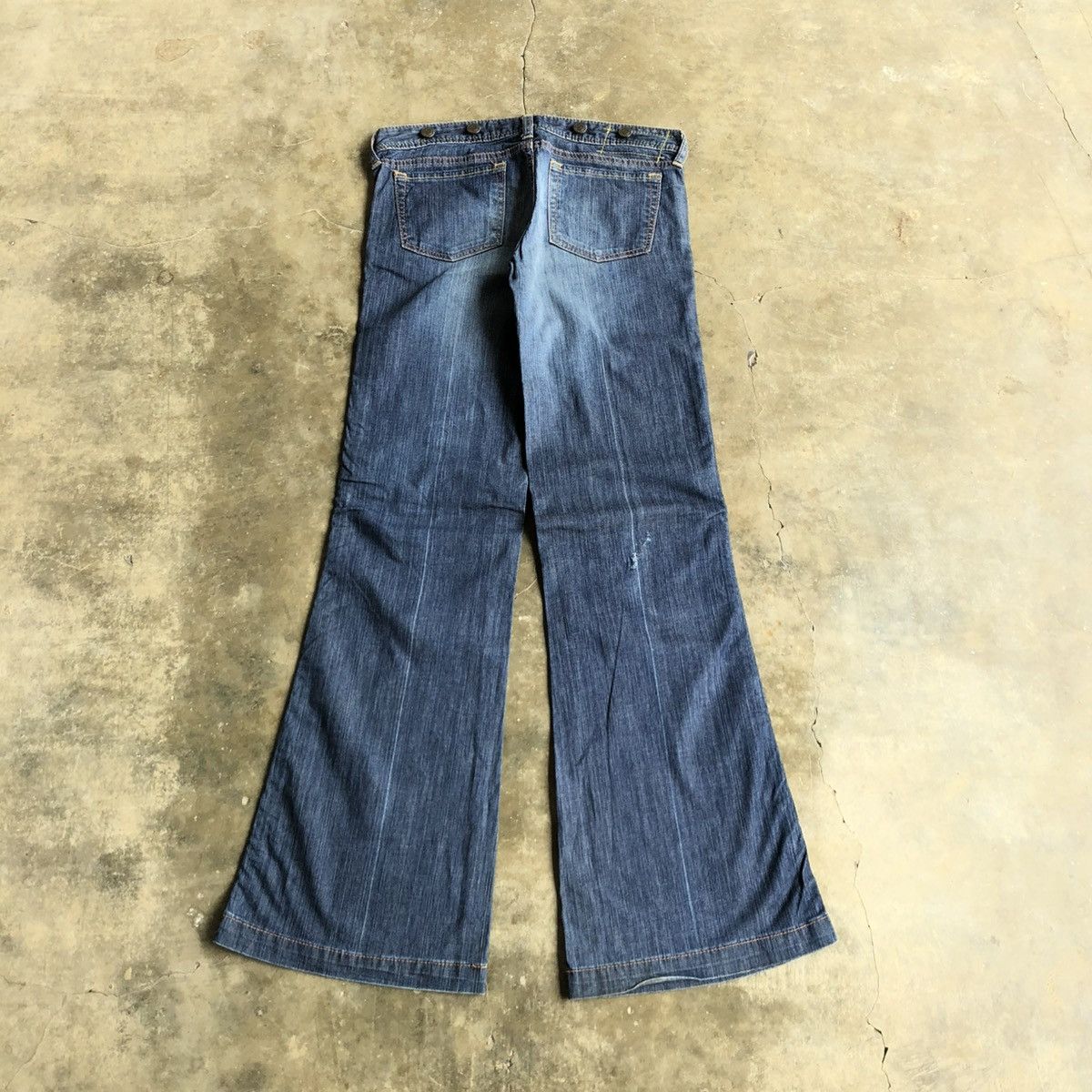 If Six Was Nine 🇯🇵 2000s Gap Multi Button Flared Bootcut Faded Jeans Blue Size US 29 - 6 Thumbnail