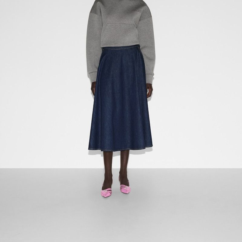 Gucci oc11z1125 Regular Fit Embroidered Denim Skirt in Dark Blue Size 26" / US 2 / IT 38 - 4 Thumbnail