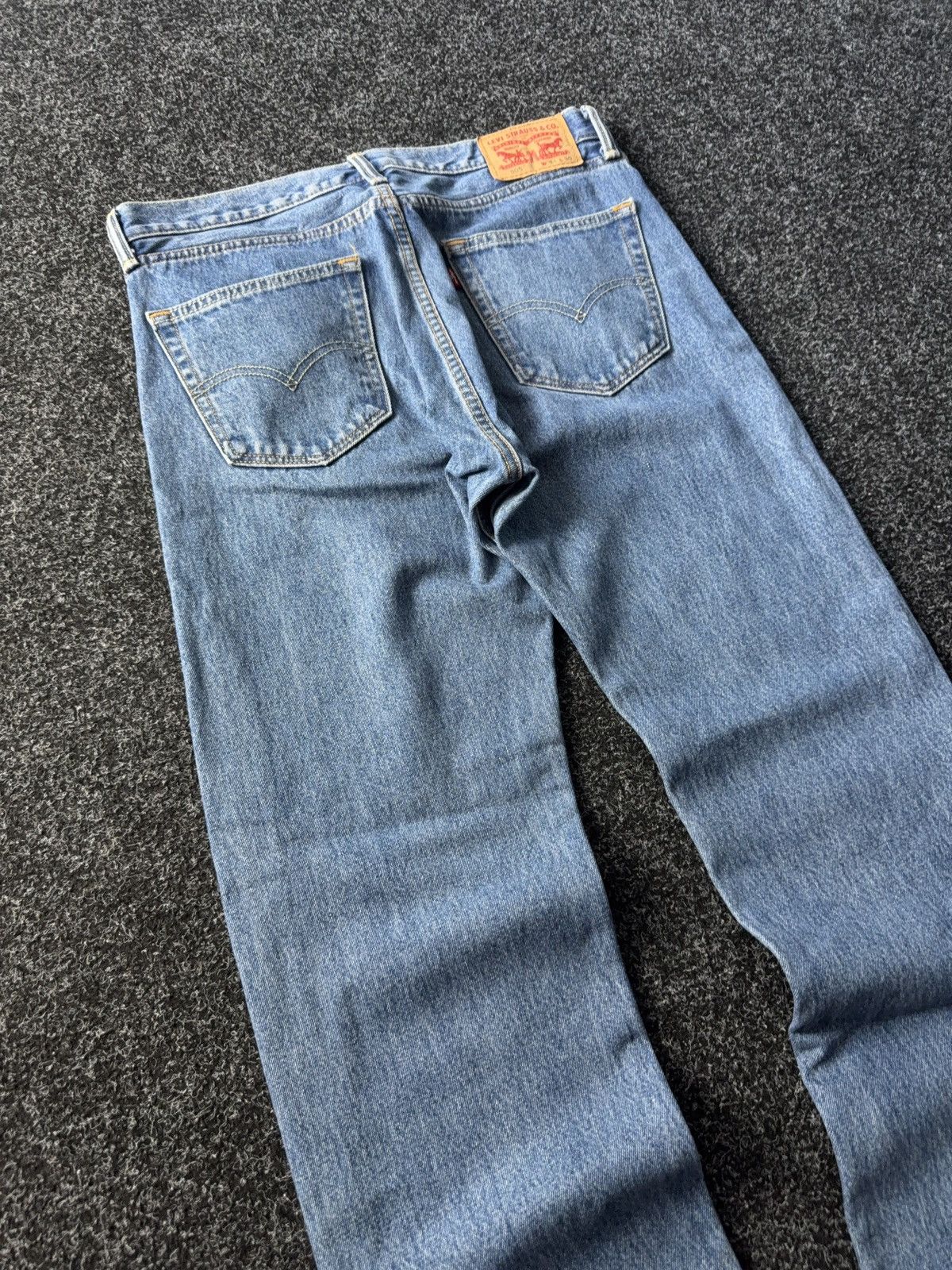 Levi's × Vintage Vintage 00s 505 Levi’s Zip Fly Denim Jeans Size US 34 / EU 50 - 12 Thumbnail