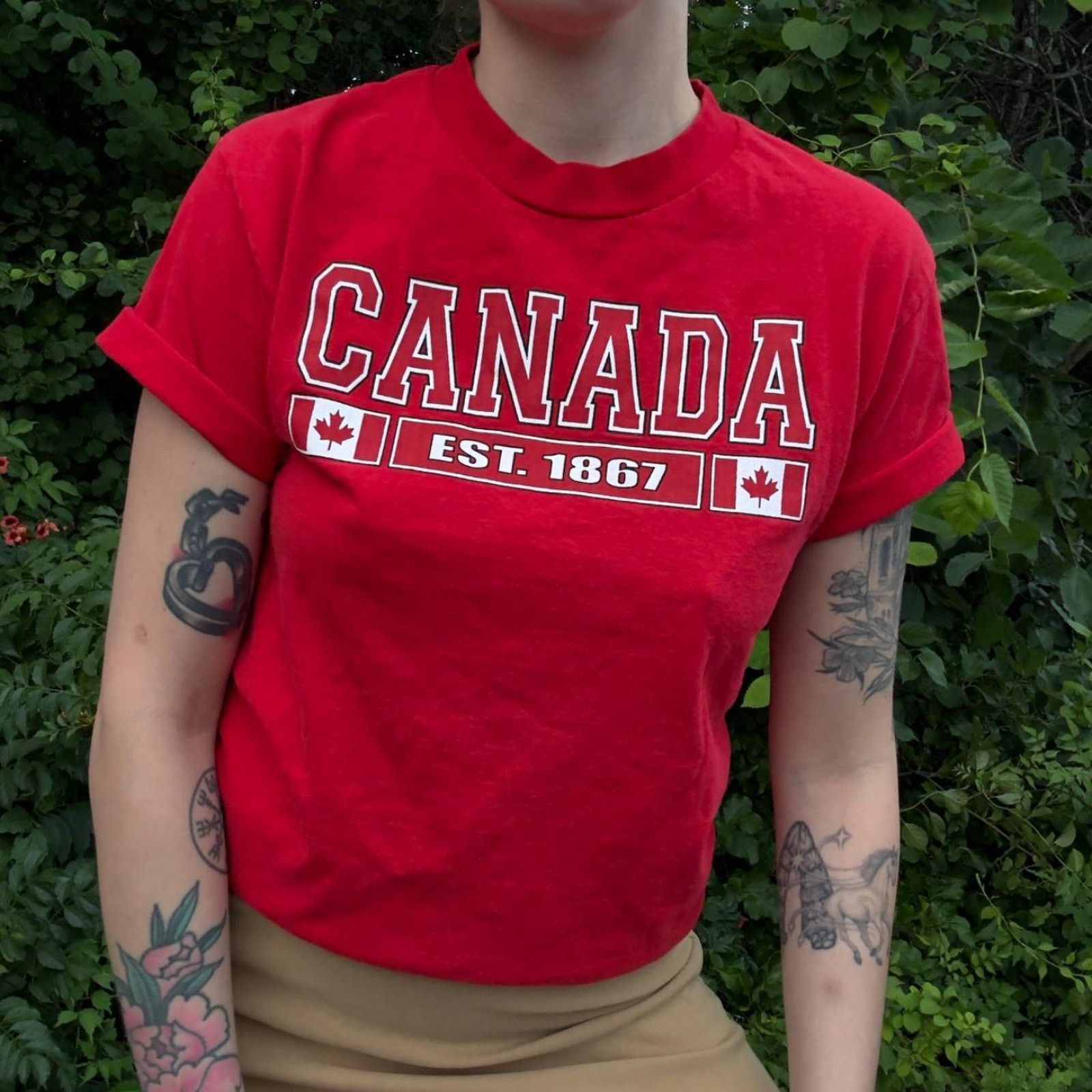 Vintage Y2k canada tourist tee Size S / US 4 / IT 40 - 2 Thumbnail