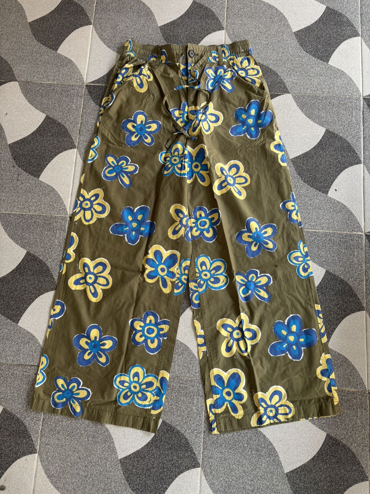 Marni × Uniqlo Marni x Uniqlo Floral Pants SS 2022 Size US 30 / EU 46 - 1 Thumbnail