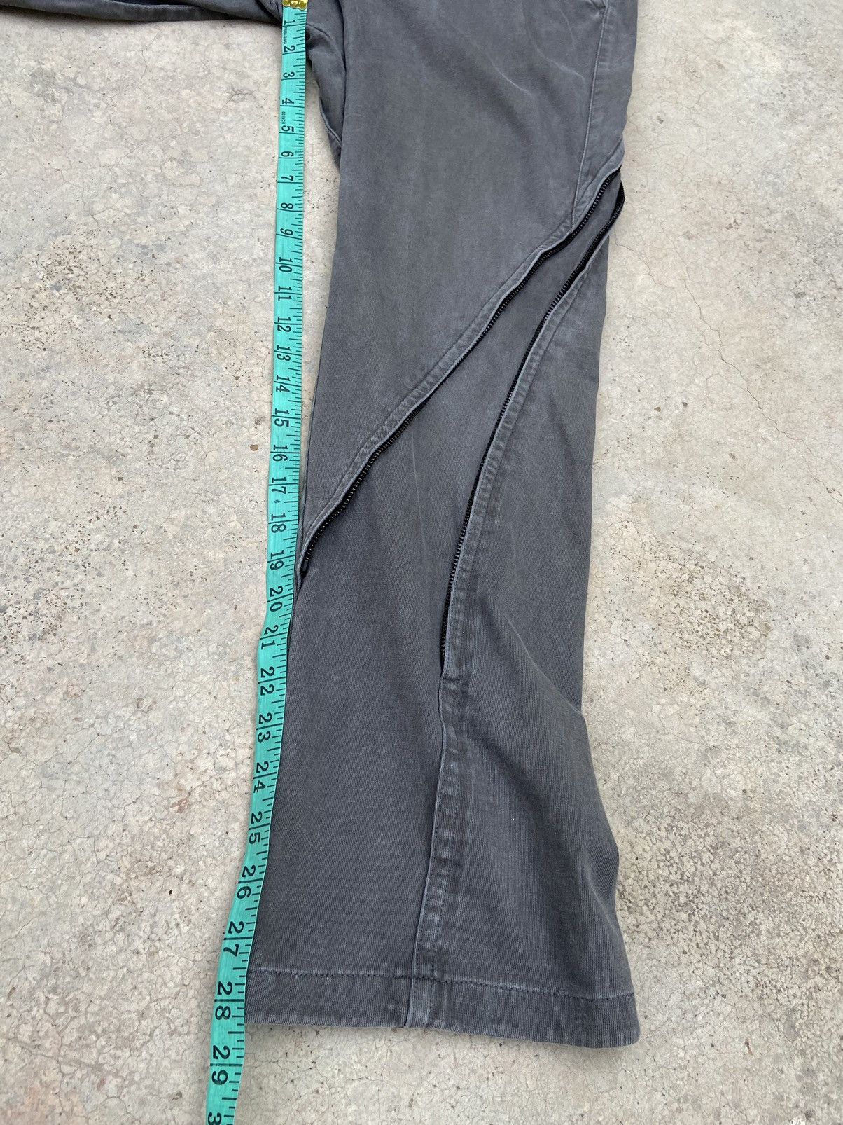Beauty Beast HALB pants zipper pants Size US 34 / EU 50 - 17 Thumbnail