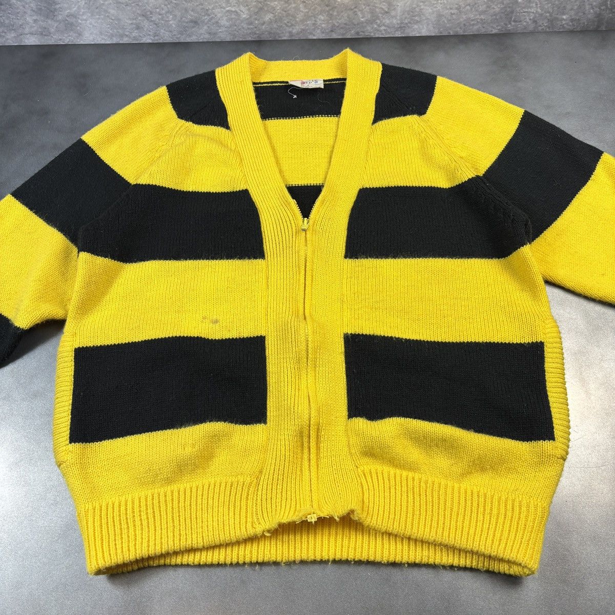 Other × Vintage 1980s Vintage Cardigan Sweater Striped Zip-Up Bumble Bee 80s Size US S / EU 44-46 / 1 - 4 Thumbnail