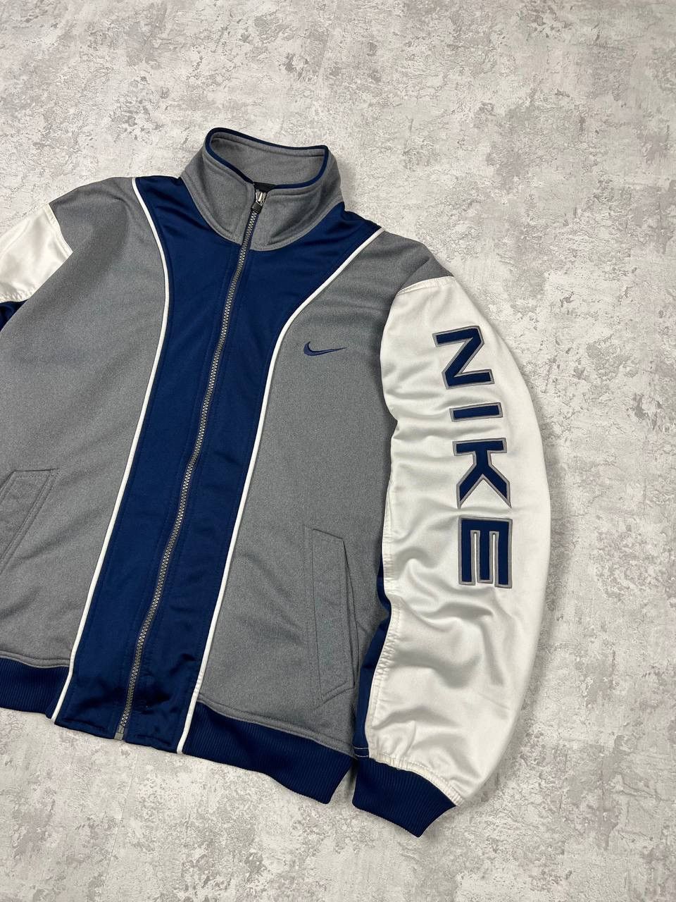 Nike Vintage Nike Track Jacket Big Logo Size US M / EU 48-50 / 2 - 3 Thumbnail
