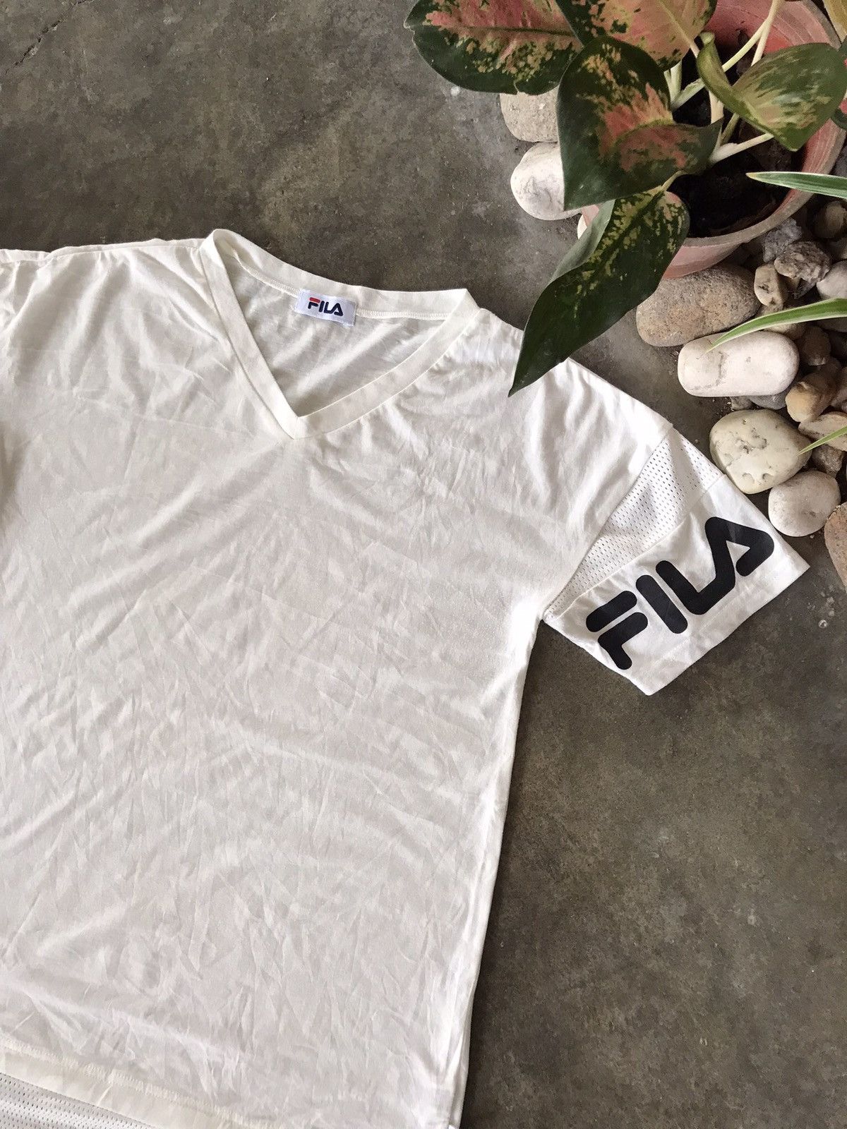 Fila × Vintage FILA Off White V neck shirt Size US M / EU 48-50 / 2 - 2 Thumbnail