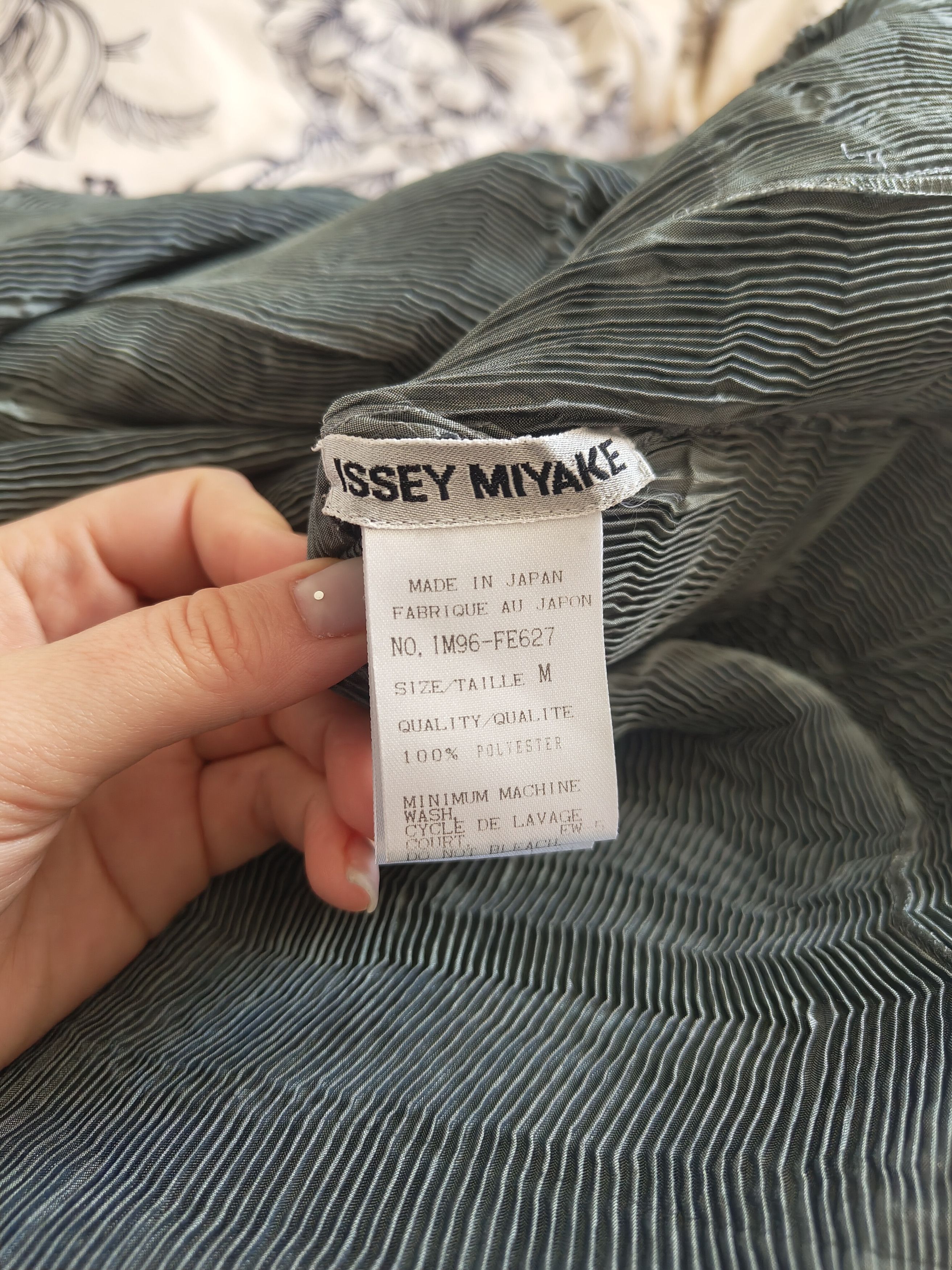 Issey Miyake Vintage drape dress Issey Miyake size M Size M / US 6-8 / IT 42-44 - 10 Thumbnail