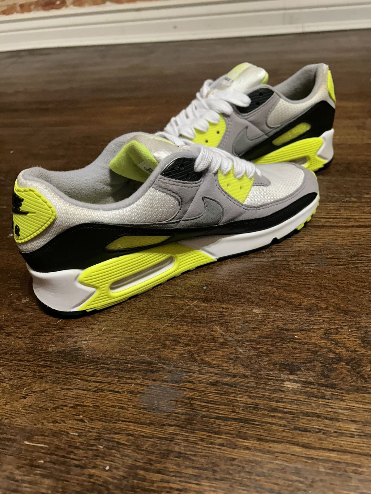 Nike Size 11 - Nike Air Max 90 2020 Volt Women’s Size US 11 / IT 41 - 6 Thumbnail