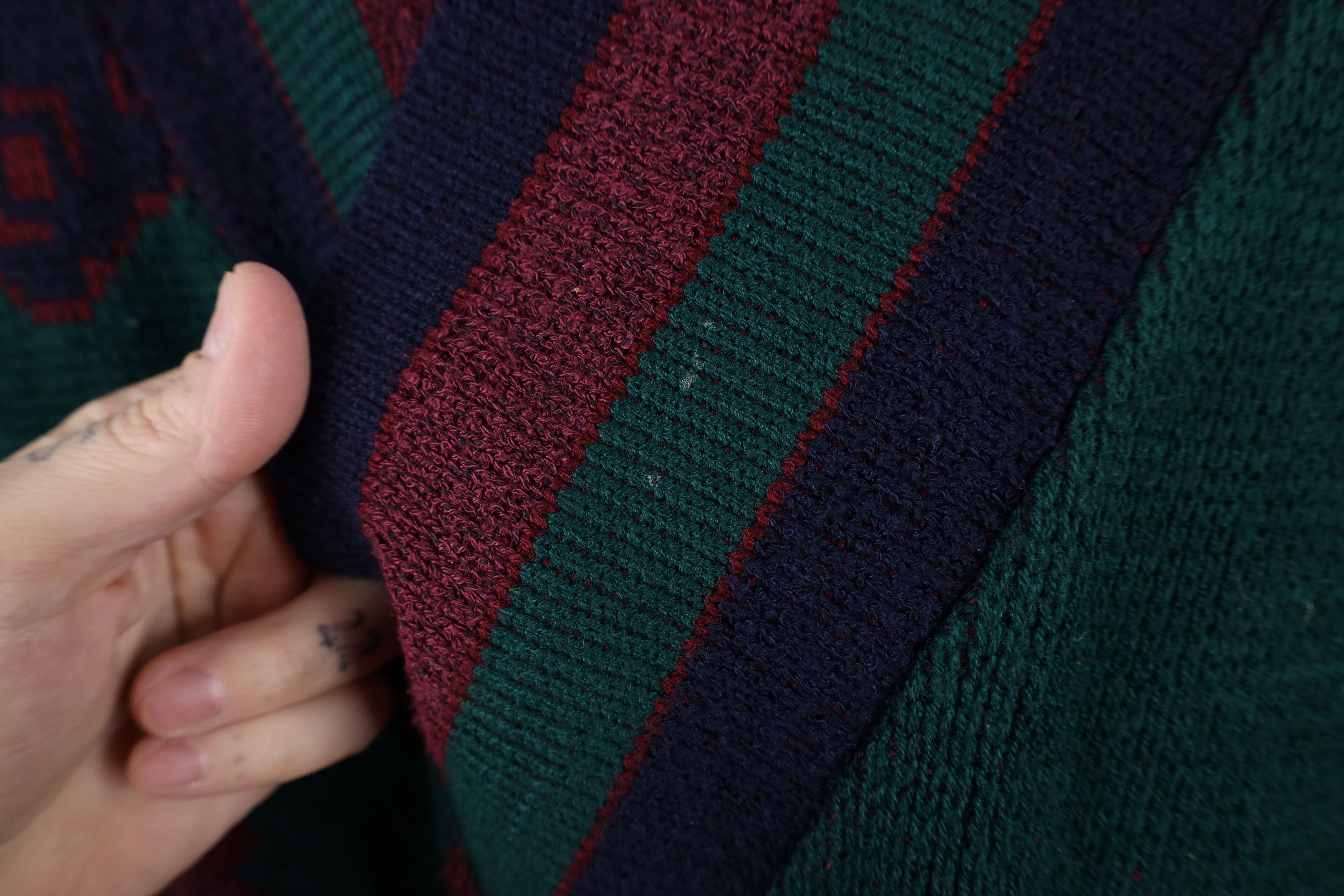 Vintage Vintage 90s Streetwear Striped Dapper Knit V-Neck Sweater Size US S / EU 44-46 / 1 - 4 Thumbnail
