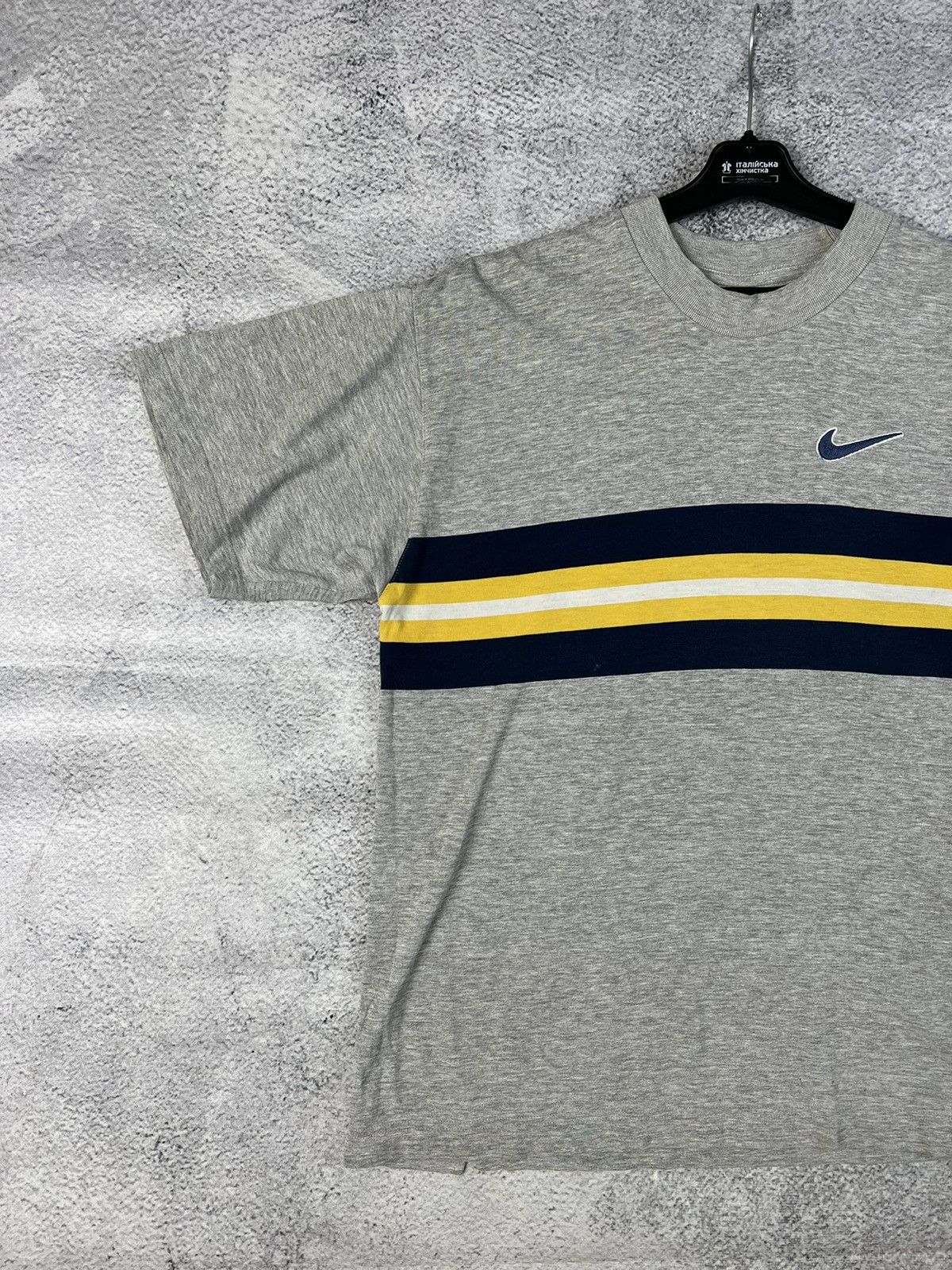 Nike × Vintage Vintage Nike T-shirt Size US M / EU 48-50 / 2 - 4 Thumbnail
