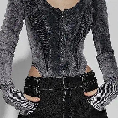 Japanese Brand Women's cool bodysuit with zipper and scuffs Size S / US 4 / IT 40 - 4 Thumbnail