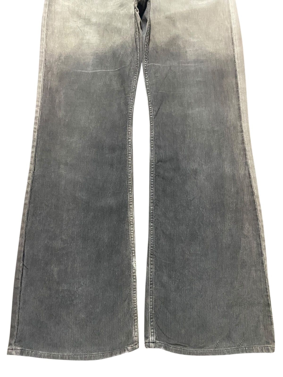 FCUK × French Connection Y2K Fuck Corduroy x Half Jeans Distressed Baggy Jeans Size US 32 / EU 48 - 5 Thumbnail