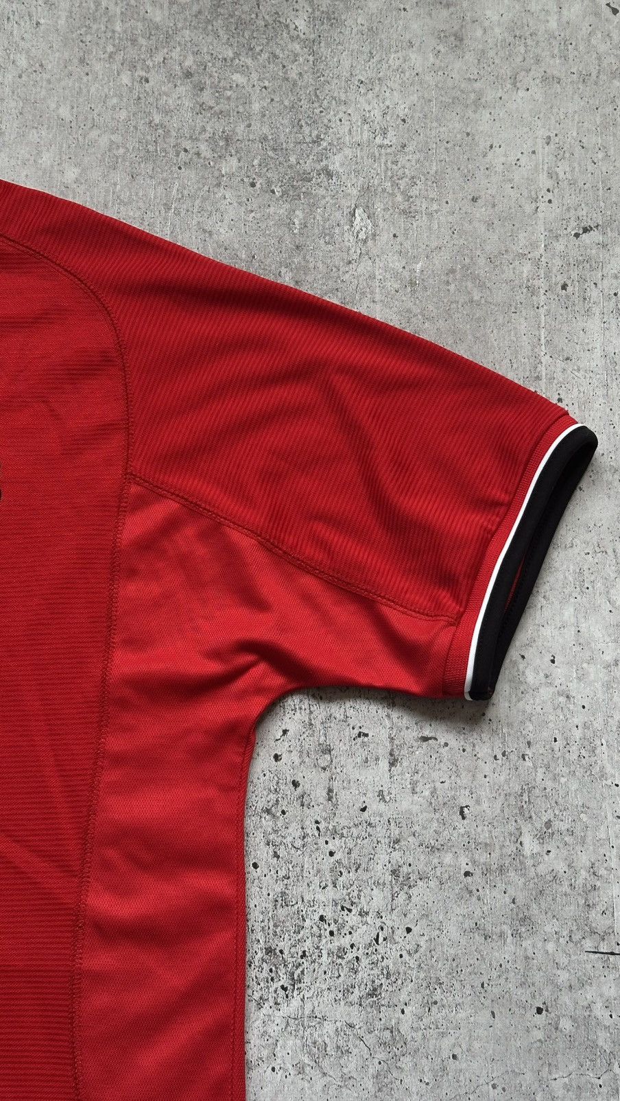 Umbro 2000/01 Umbro Manchester United Vintage Home Soccer Jersey Size US L / EU 52-54 / 3 - 2 Thumbnail