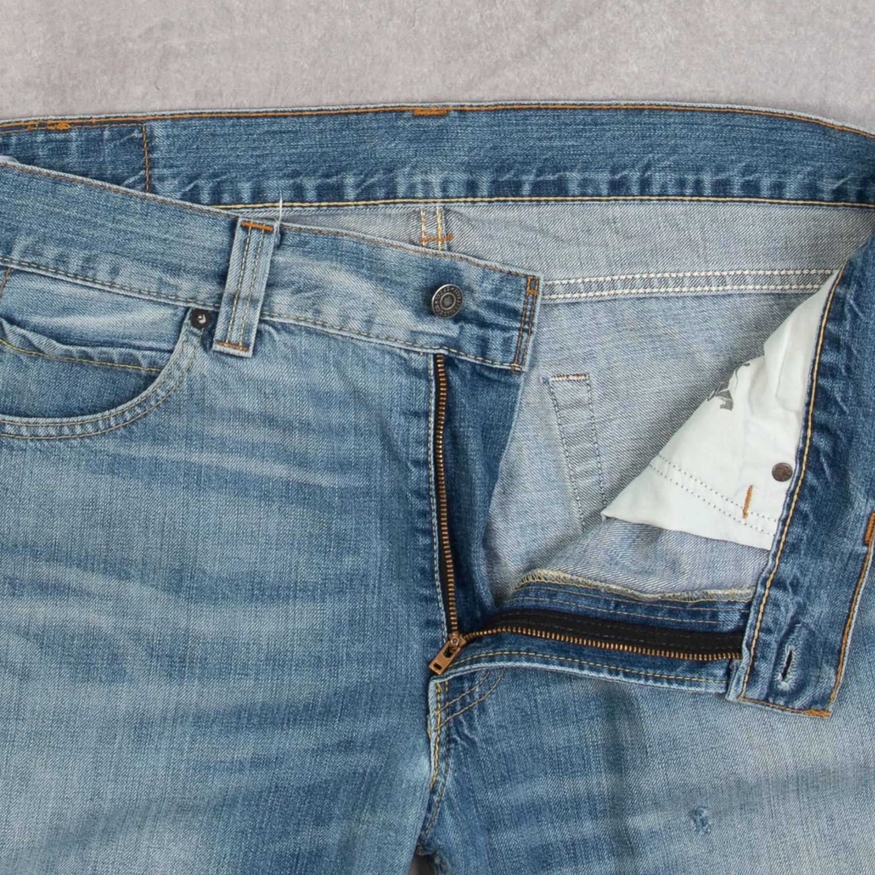 Levi's VINTAGE Levi's 505 Jeans Men Denim Blue Regular Straight W38 L30/32 Size US 38 / EU 54 - 7 Thumbnail