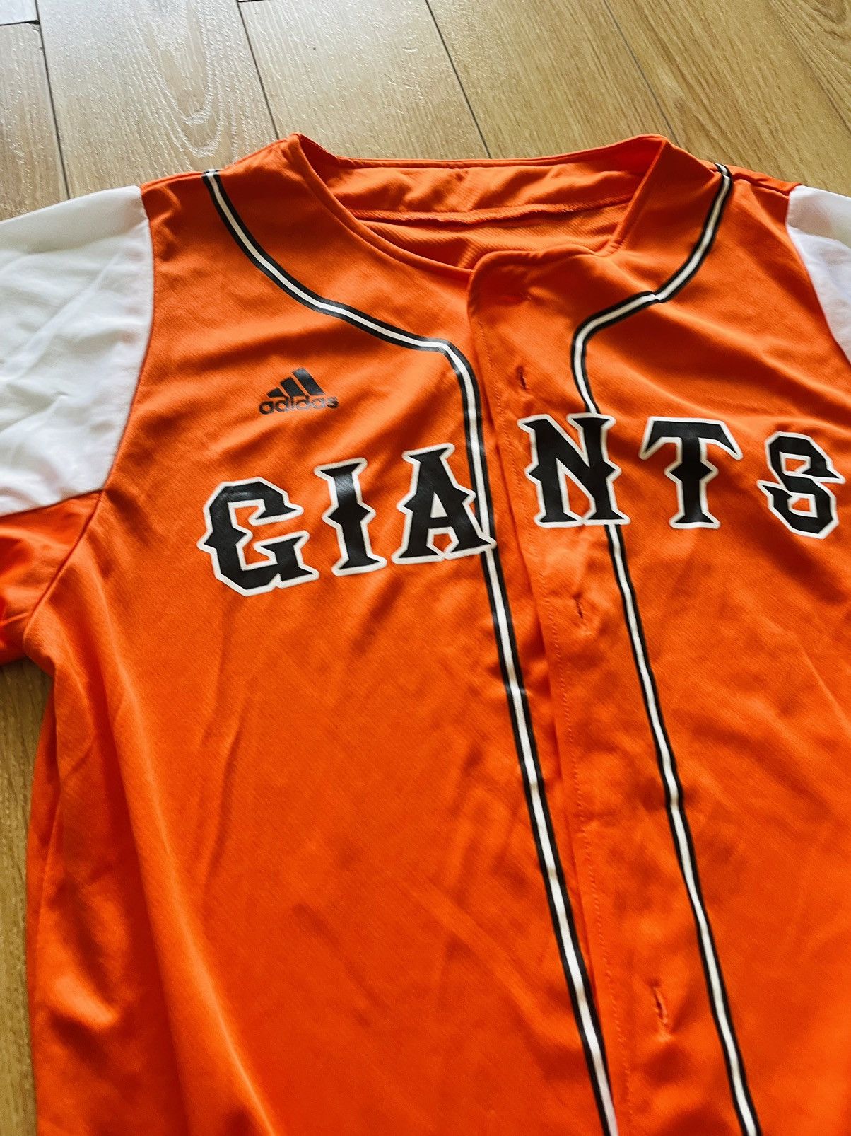 Adidas Adidas Giants button tshirt, size M Size US M / EU 48-50 / 2 - 2 Thumbnail