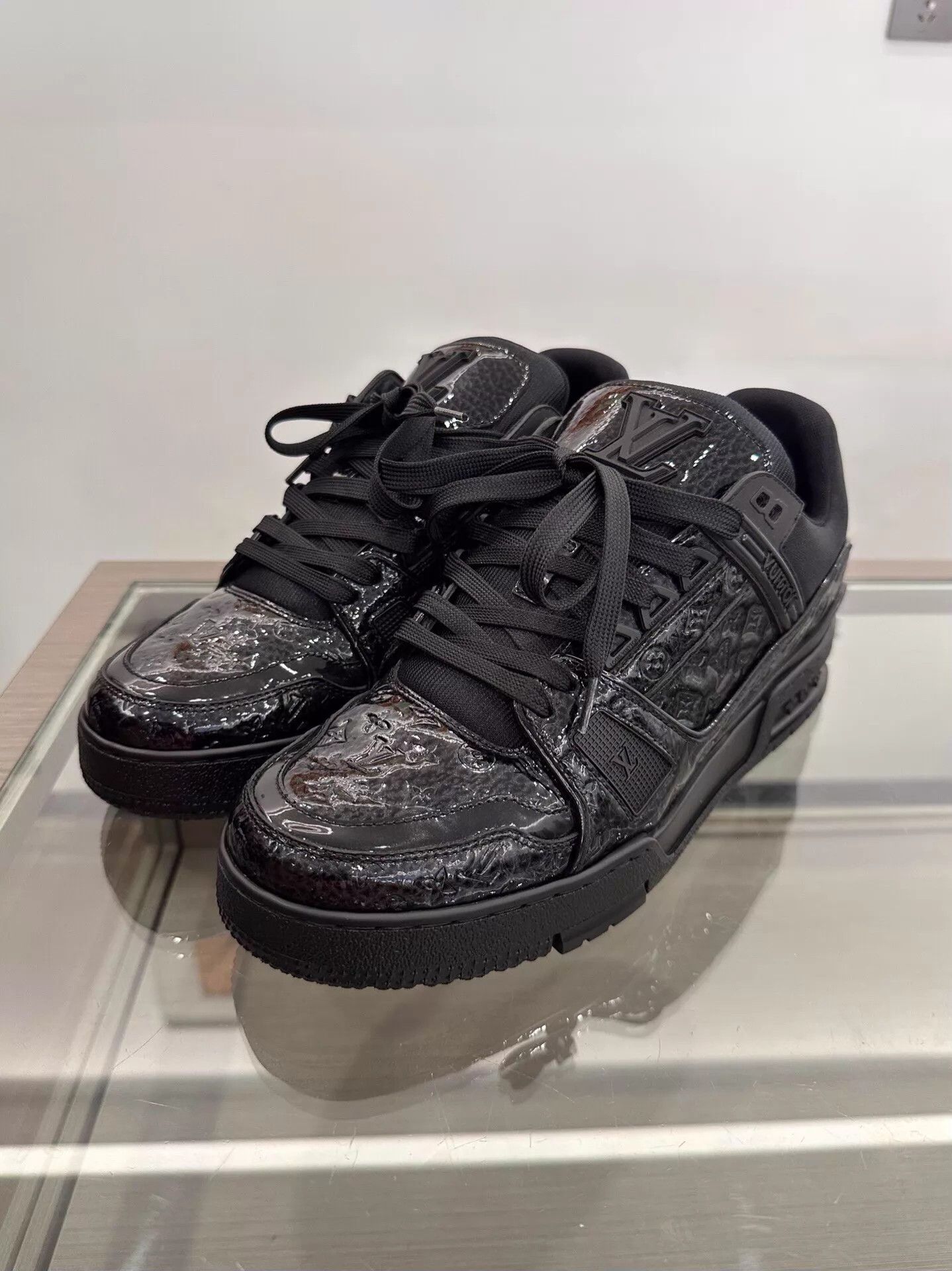 Louis Vuitton LV Trainer Monogram Patent Leather Men 40 99 New Size US 7 / EU 40 - 1 Thumbnail