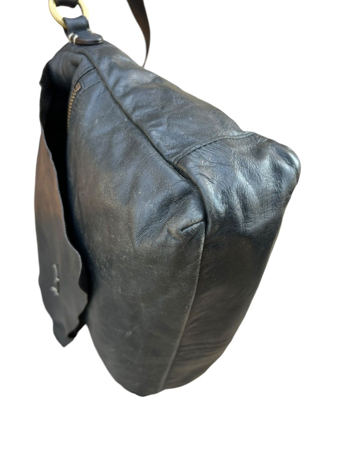 Leather Vintage L.P.P. Japan Patina Black Leather Messenger Bag Size ONE SIZE - 14 Thumbnail