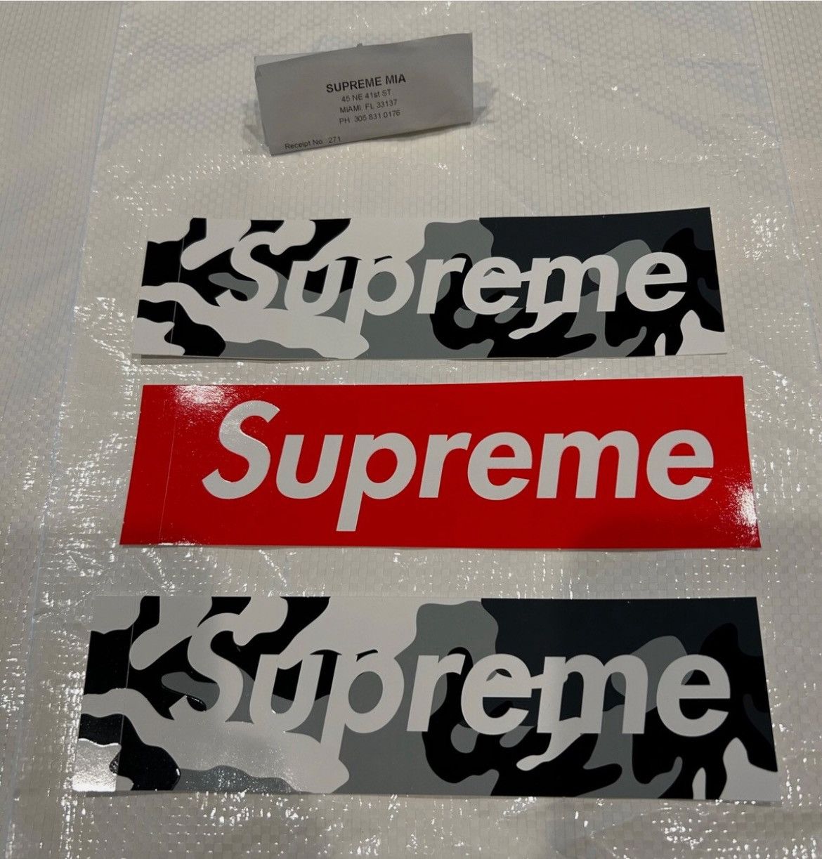 Supreme Supreme Miami 305 Exclusive Box Logo StickerSS25 Red Size ONE SIZE - 1 Thumbnail