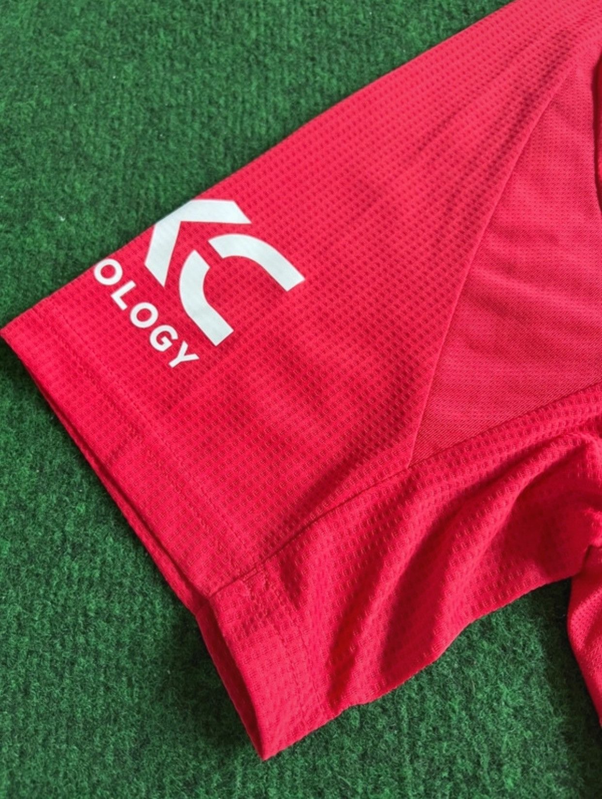 Adidas Jersey Adidas Manchester United 24/25 Authentic Martinez Size US L / EU 52-54 / 3 - 10 Thumbnail
