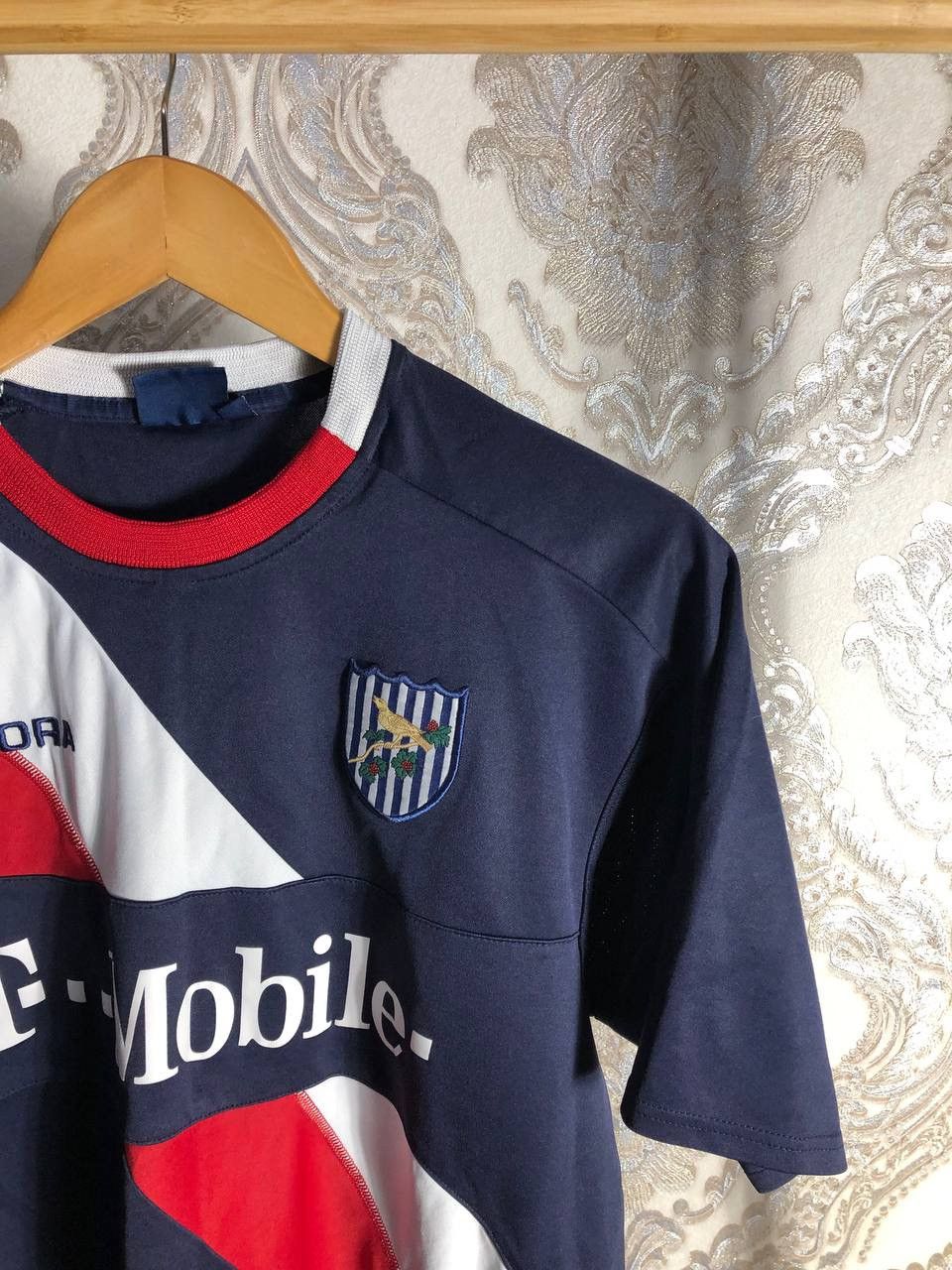 Diadora × Vintage VERY RARE DIADORA WEST BROMWICH ALBION ENGLAND SOCCER JERSEY Size US L / EU 52-54 / 3 - 4 Thumbnail