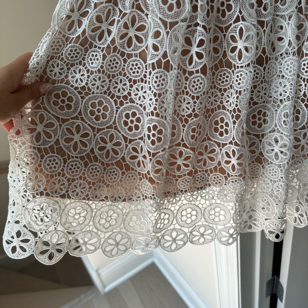 Zara Chic White Lace Halter Mini Dress Size S / US 4 / IT 40 - 4 Thumbnail