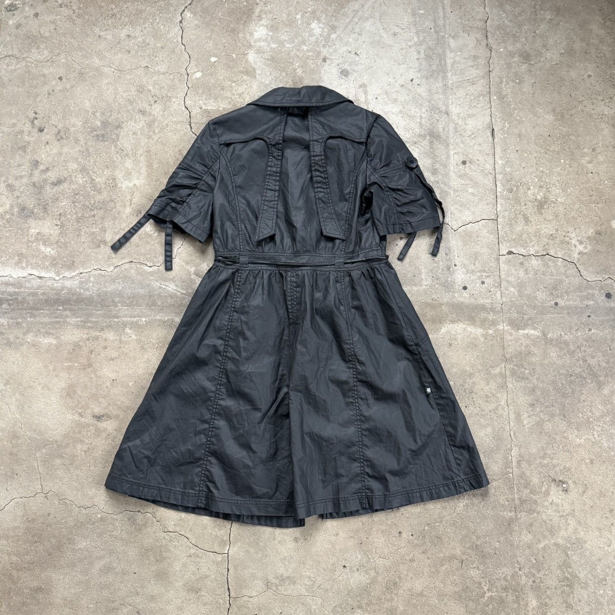 Japanese Brand Les Femmes Paris Babydoll Short Sleeve Wax Black Coat Size L / US 10 / IT 46 - 2 Thumbnail