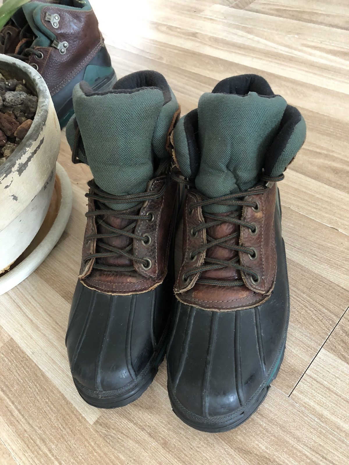 Eddie Bauer Eddie Bauer Mens 10M Duck Boots Brown Leather Rain Snow Size US 10 / EU 43 - 2 Thumbnail