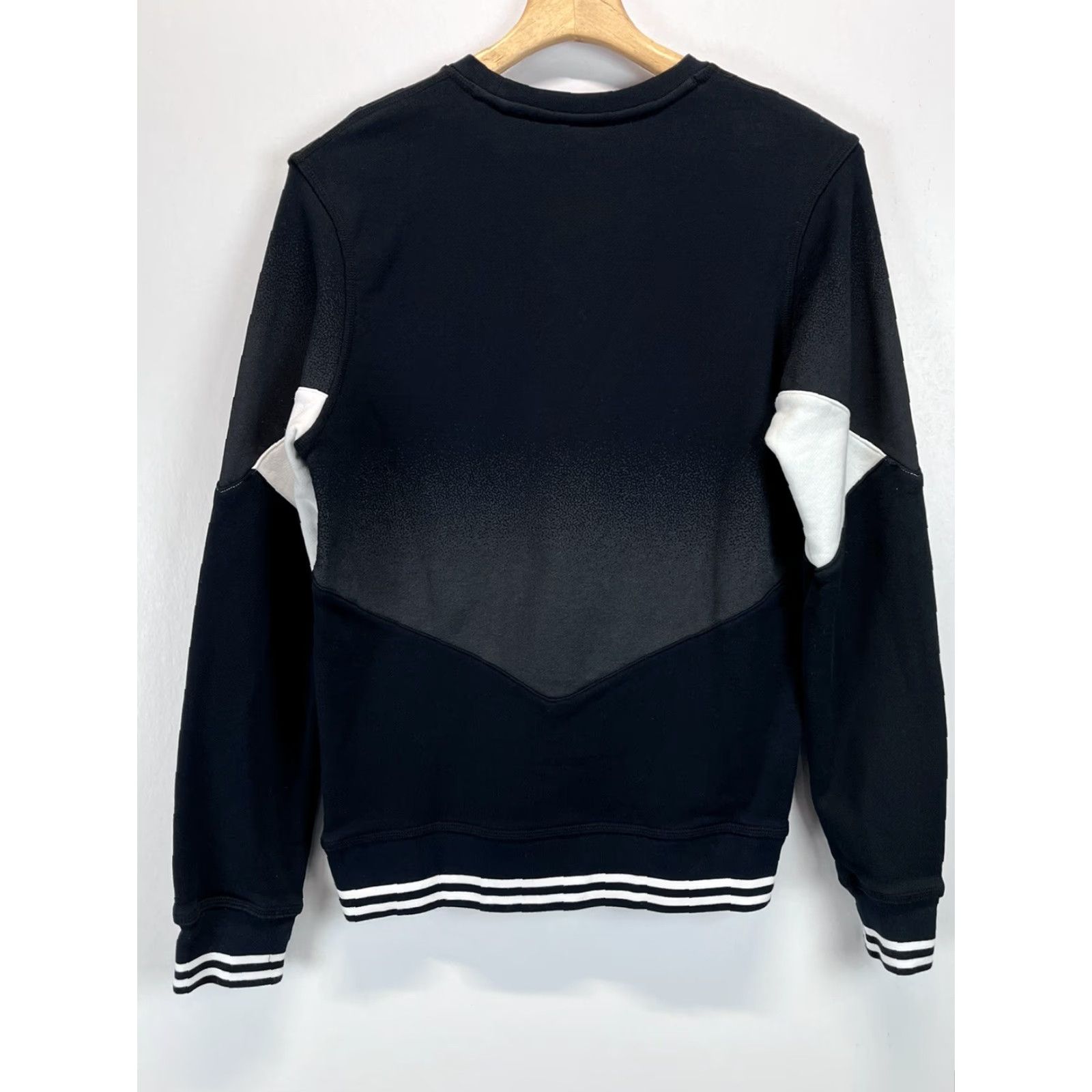 Nike VINTAGE Nike Air Sweatshirt Crew Neck Shirt Men Sz S Black Pink Spellout Red Tag VGUC Size US S / EU 44-46 / 1 - 2 Thumbnail