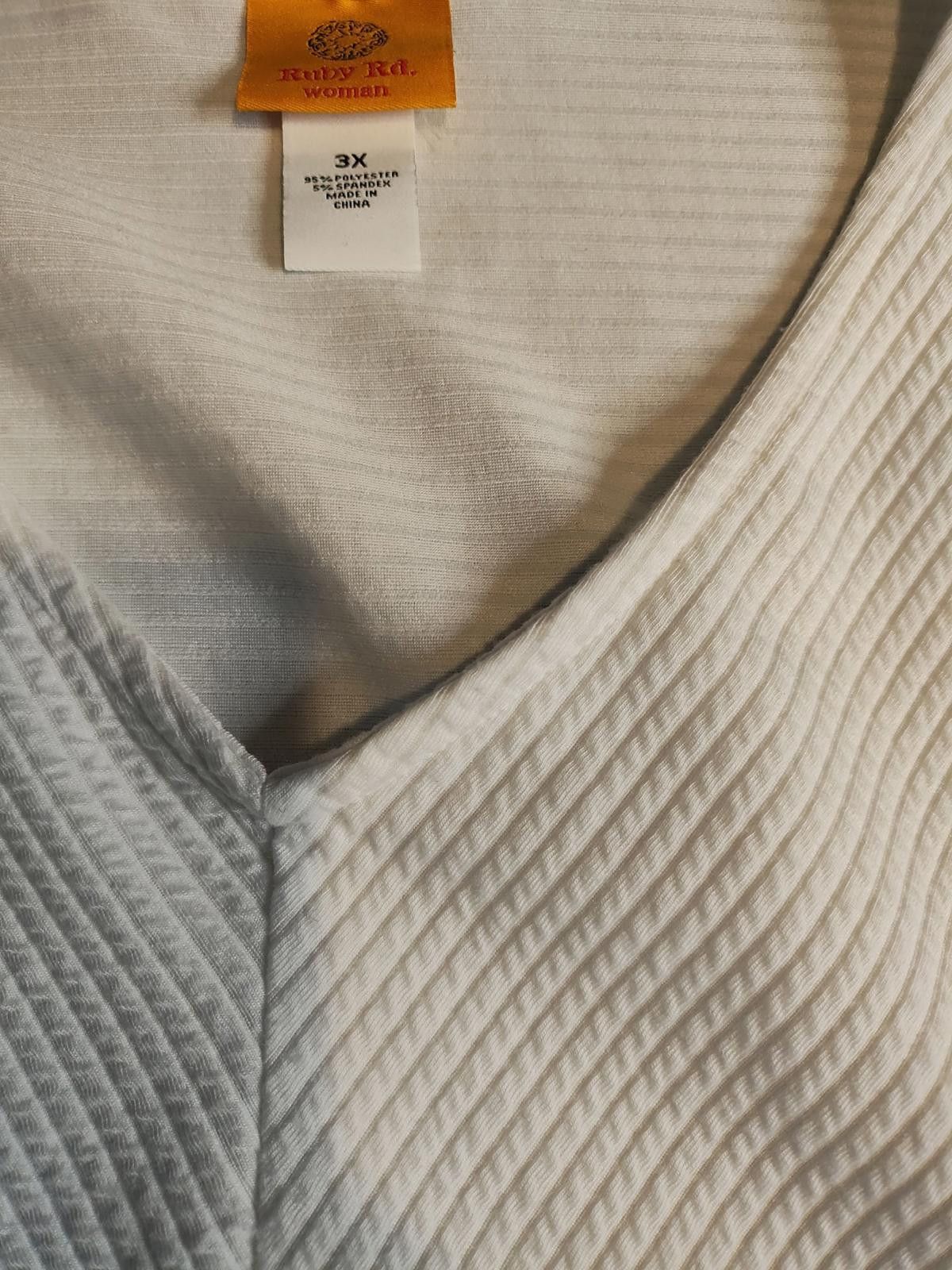 Other Ruby Rd. Women's Cream Tie-Front V-Neck Top Size 3XL / US 20-22 - 6 Thumbnail