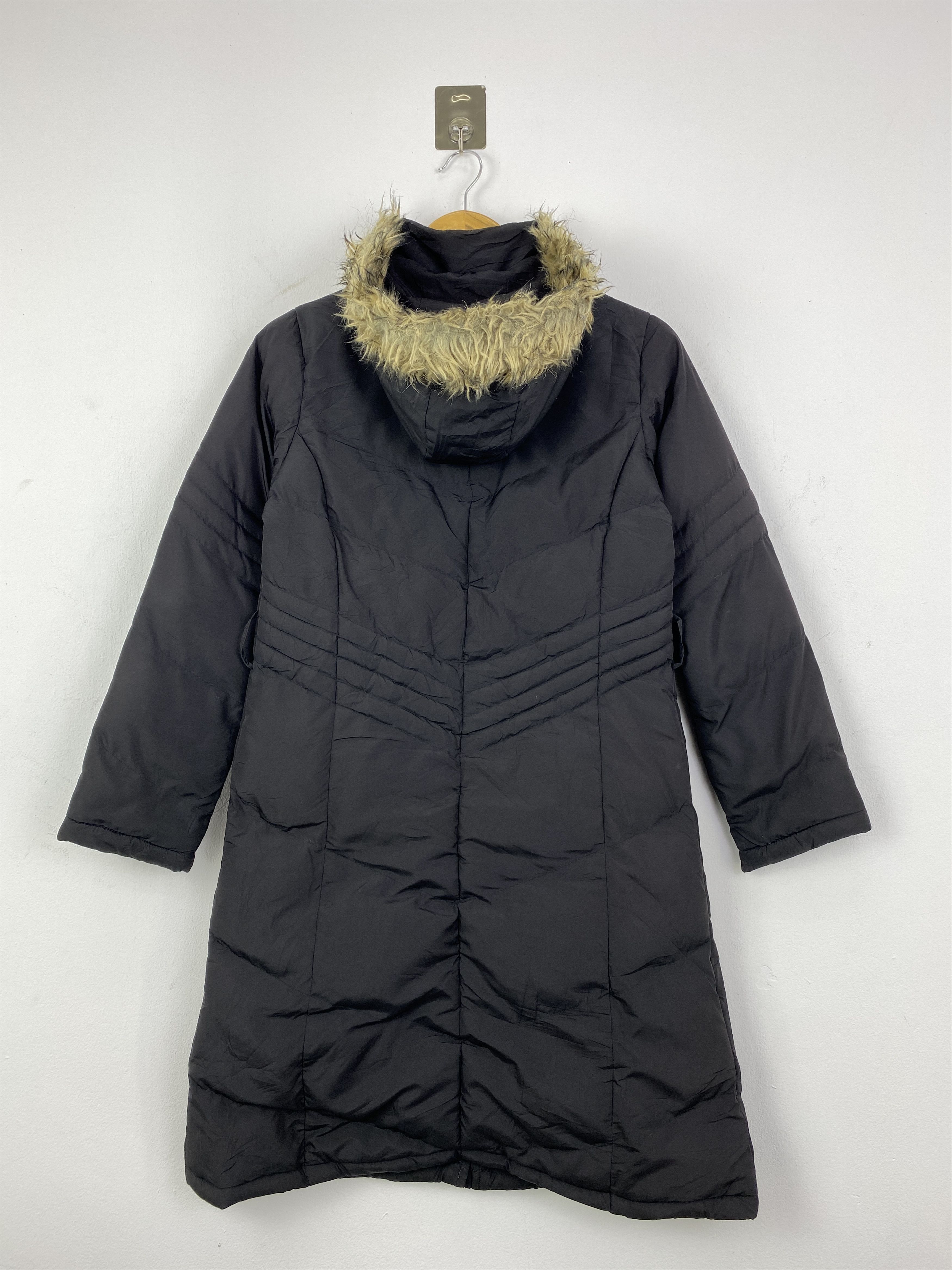 GU Vintage GU Women's Black Puffer Trimmed Hood Coat JA0212 Size US S / EU 44-46 / 1 - 2 Thumbnail