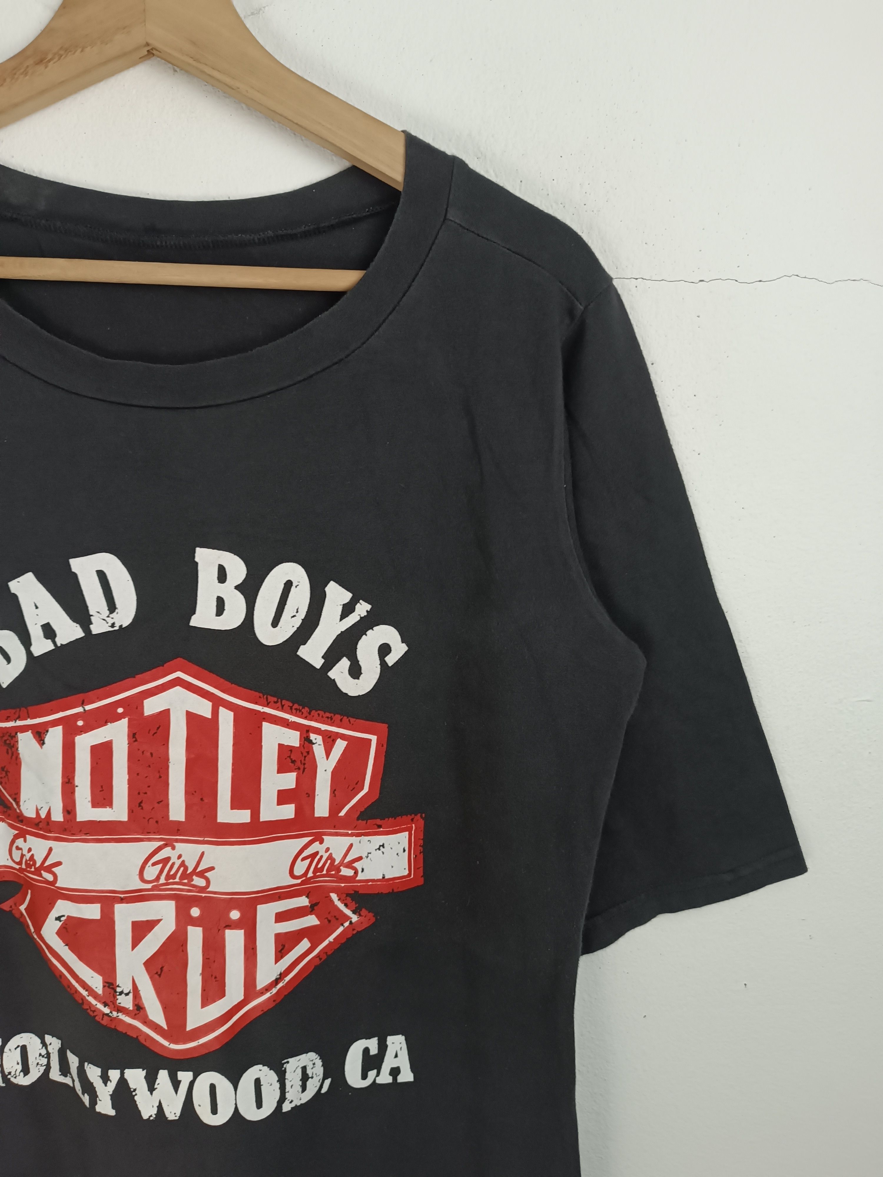 Band Tees VINTAGE BAD BOYS MOTLEY CRUE HOLLYWOOD CA VERY RARE Size US M / EU 48-50 / 2 - 5 Thumbnail